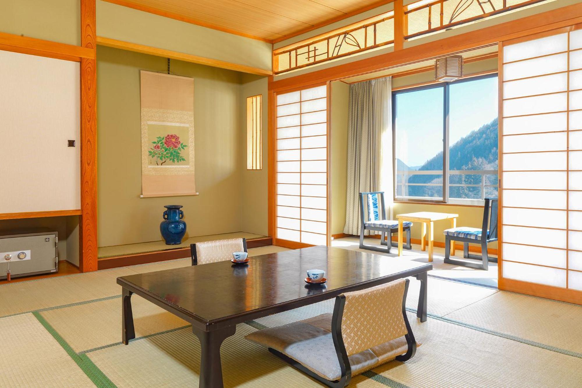 Ooedo Onsen Monogatari Shinshu Kakeyu Hotel Ueda Bagian luar foto